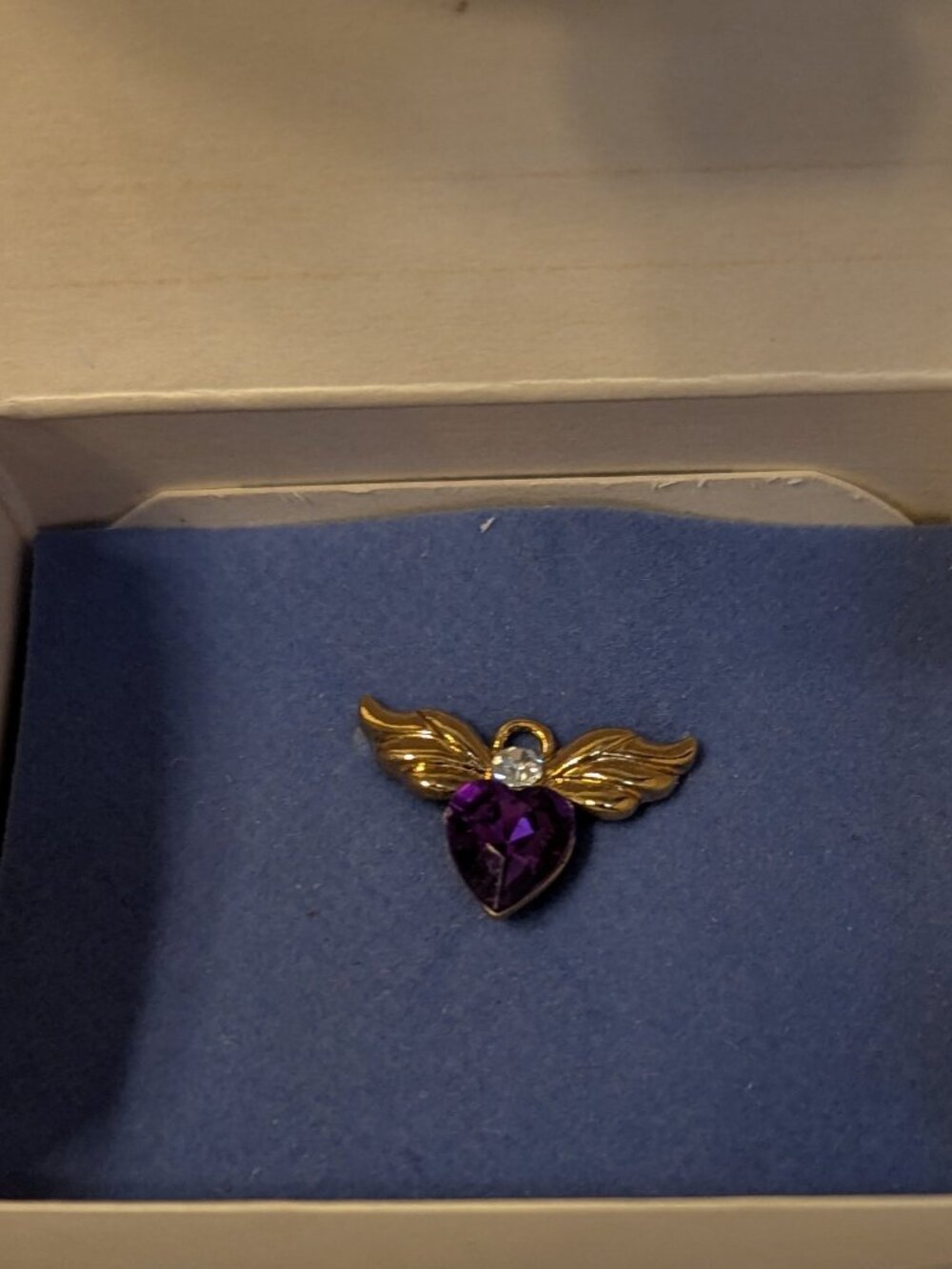 Vintage AVON Amethyst Angel Heart Pin Brooch NIB New in Box Gold Tone